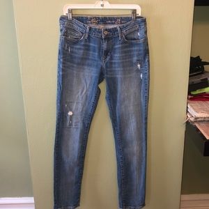 Levi’s!!! 29 skinny!